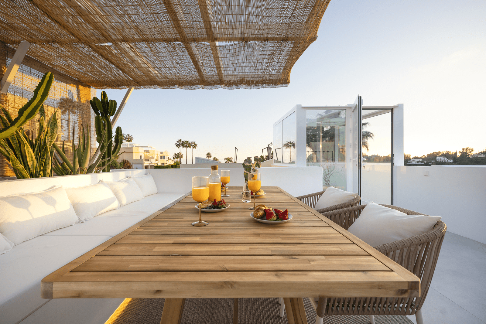 3-bedroom duplex penthouse in La Quinta, Marbella – image 12