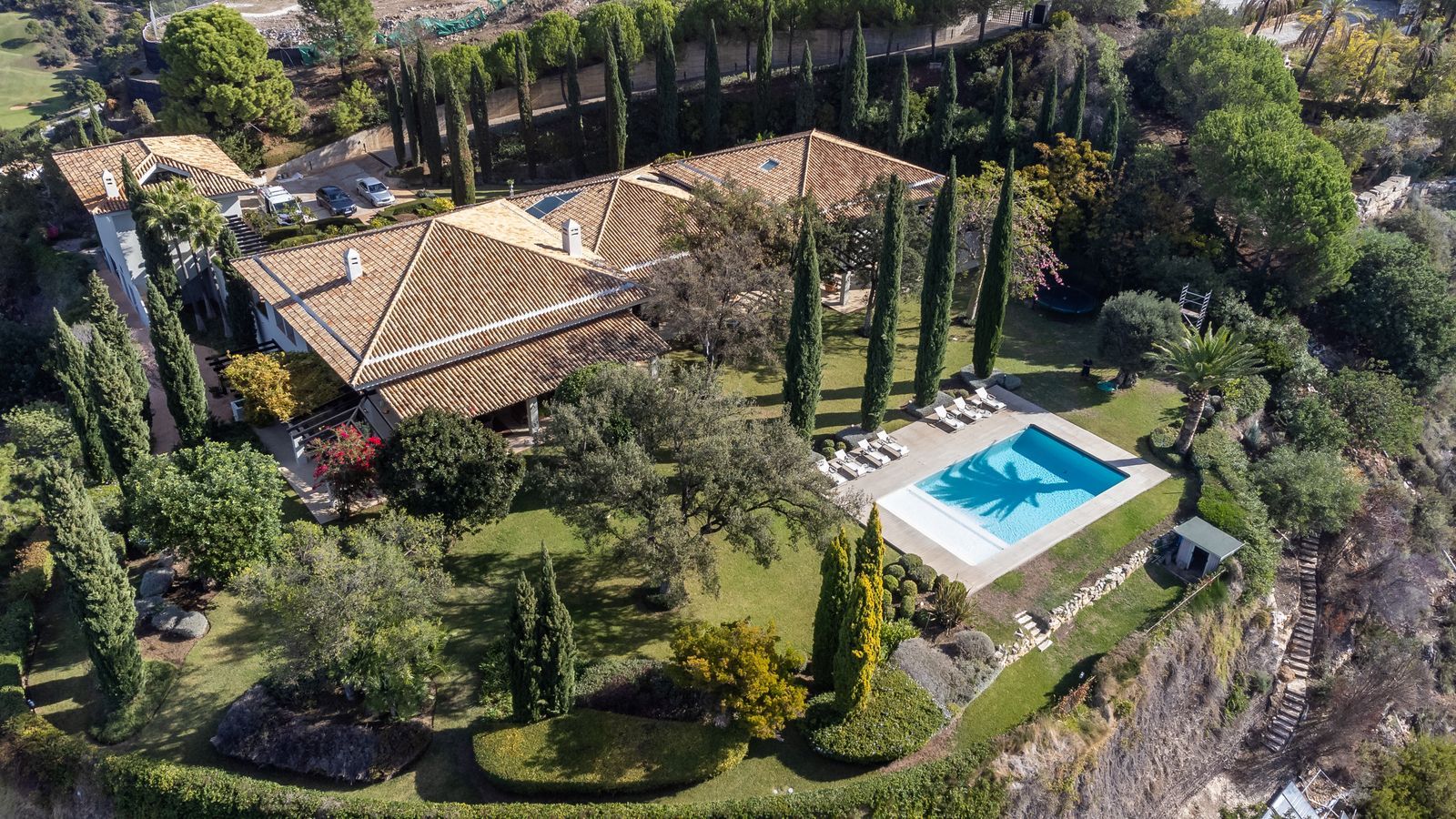 8-bedroom villa in La Zagaleta, Marbella – image 18