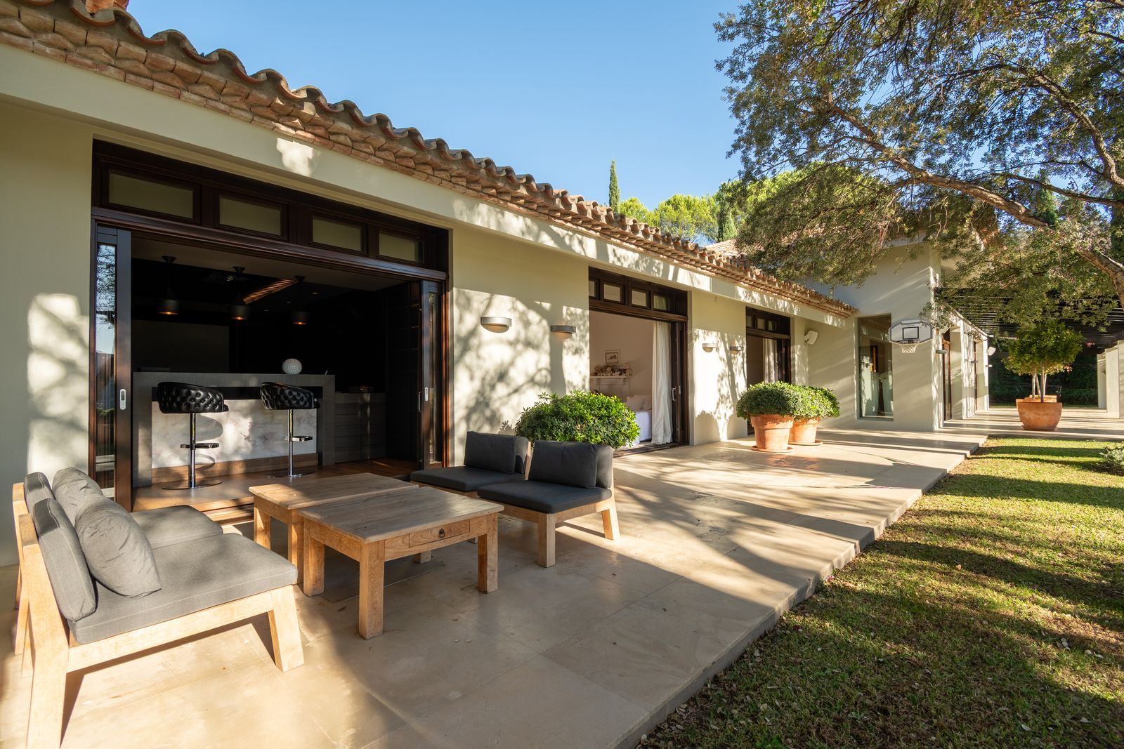 8-bedroom villa in La Zagaleta, Marbella – image 4