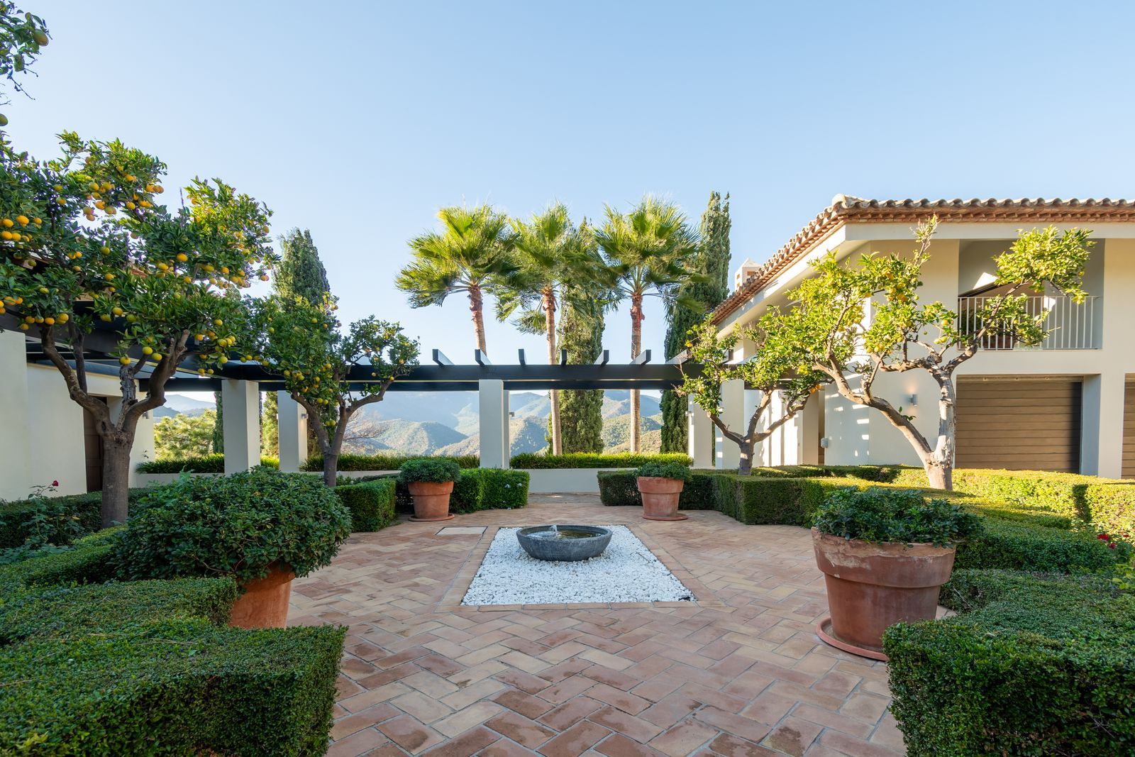 8-bedroom villa in La Zagaleta, Marbella – image 6