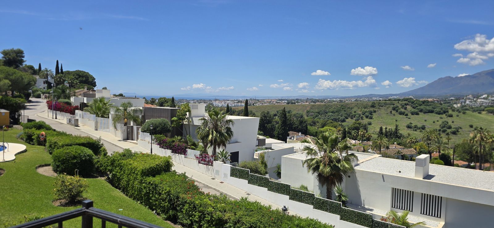 2-bedroom Duplex in El Paraíso