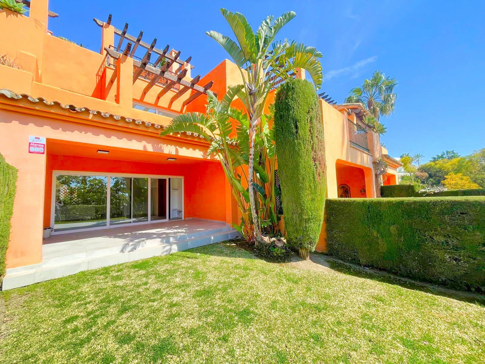 3-bedroom Townhouse in El Paraíso