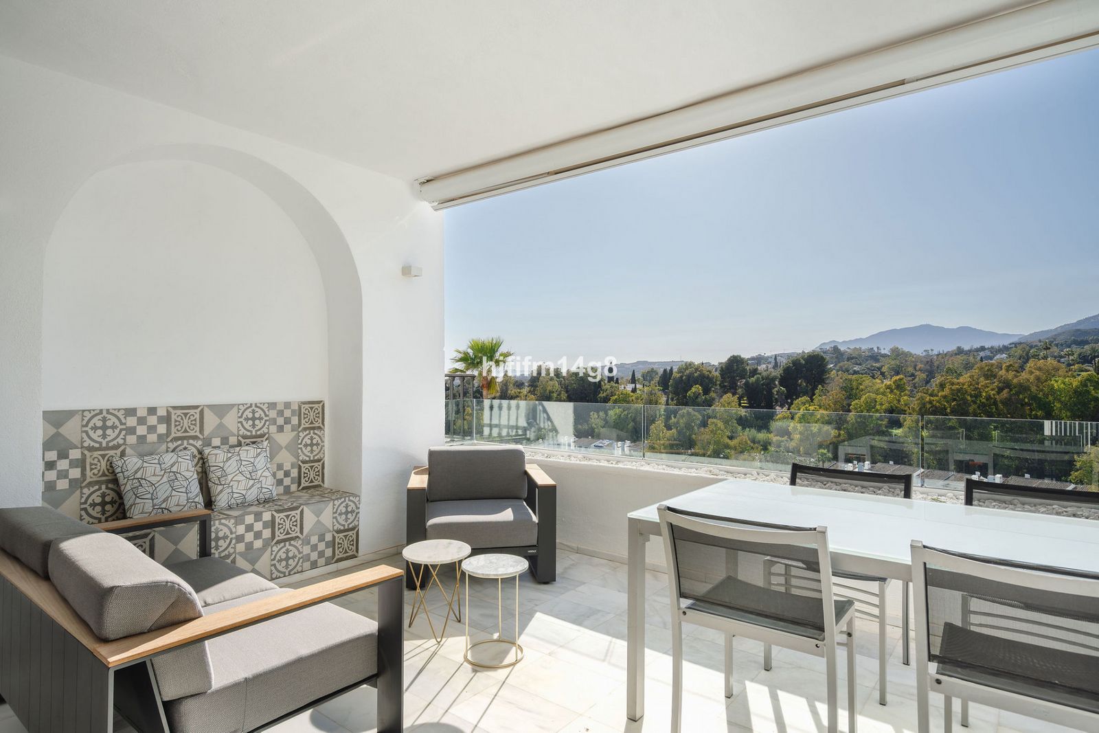 3-bedroom Apartment in Benahavís