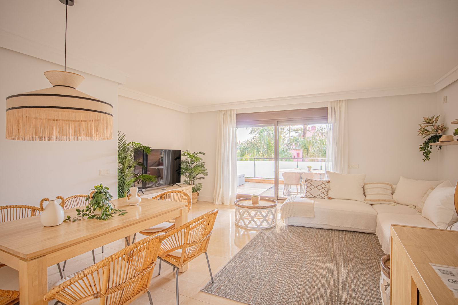 3-bedroom Apartment in Estepona
