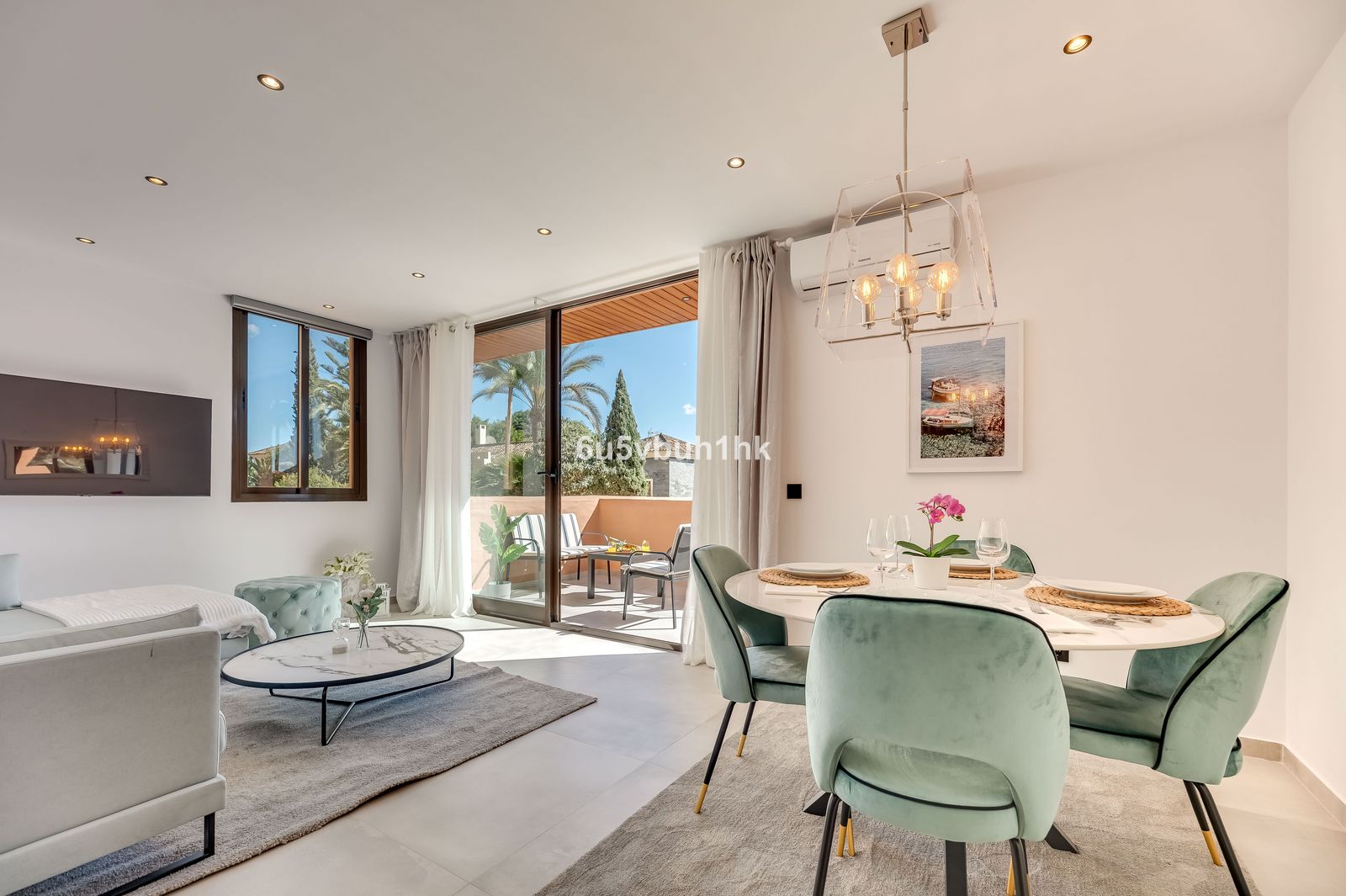5-bedroom Apartment in Estepona
