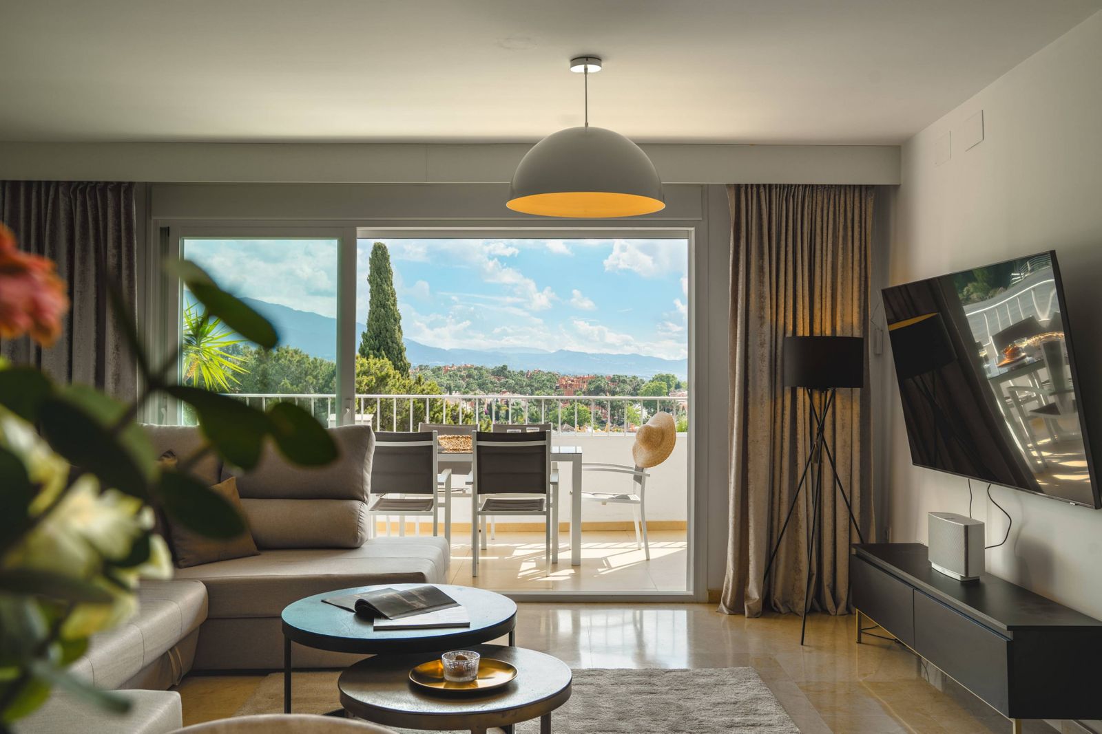 4-bedroom Apartment in Nueva Andalucia