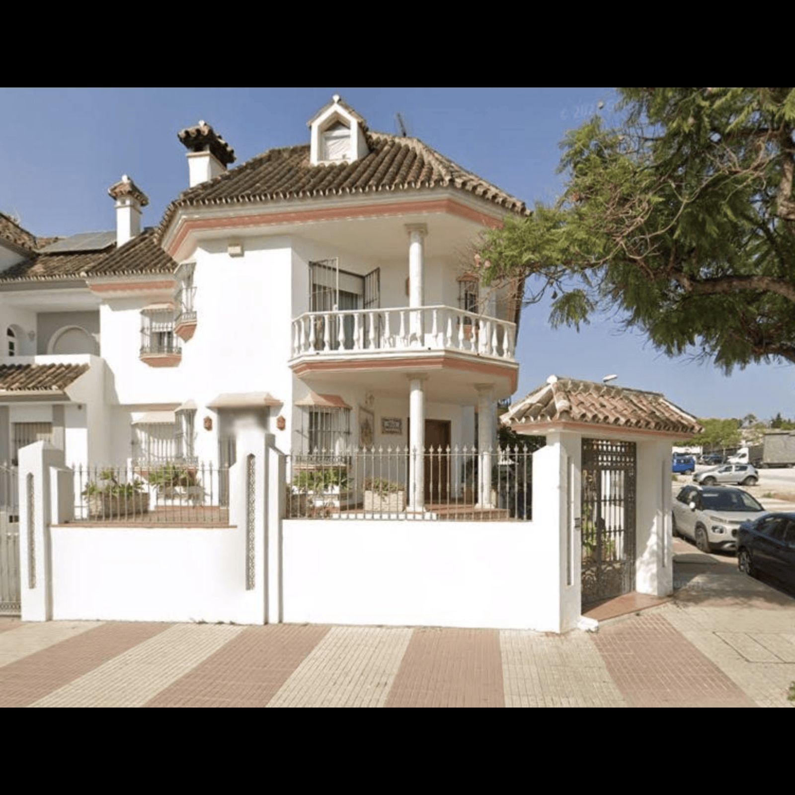 5-bedroom Semi-Detached House in San Pedro de Alcántara