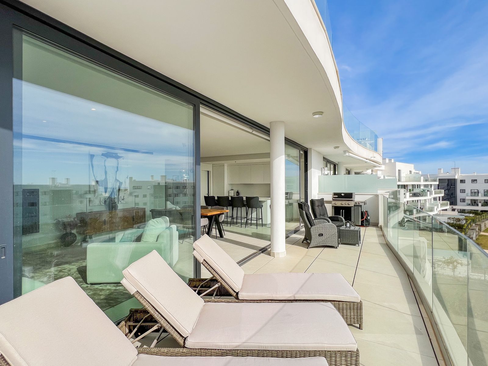 3-bedroom Apartment in Higueron