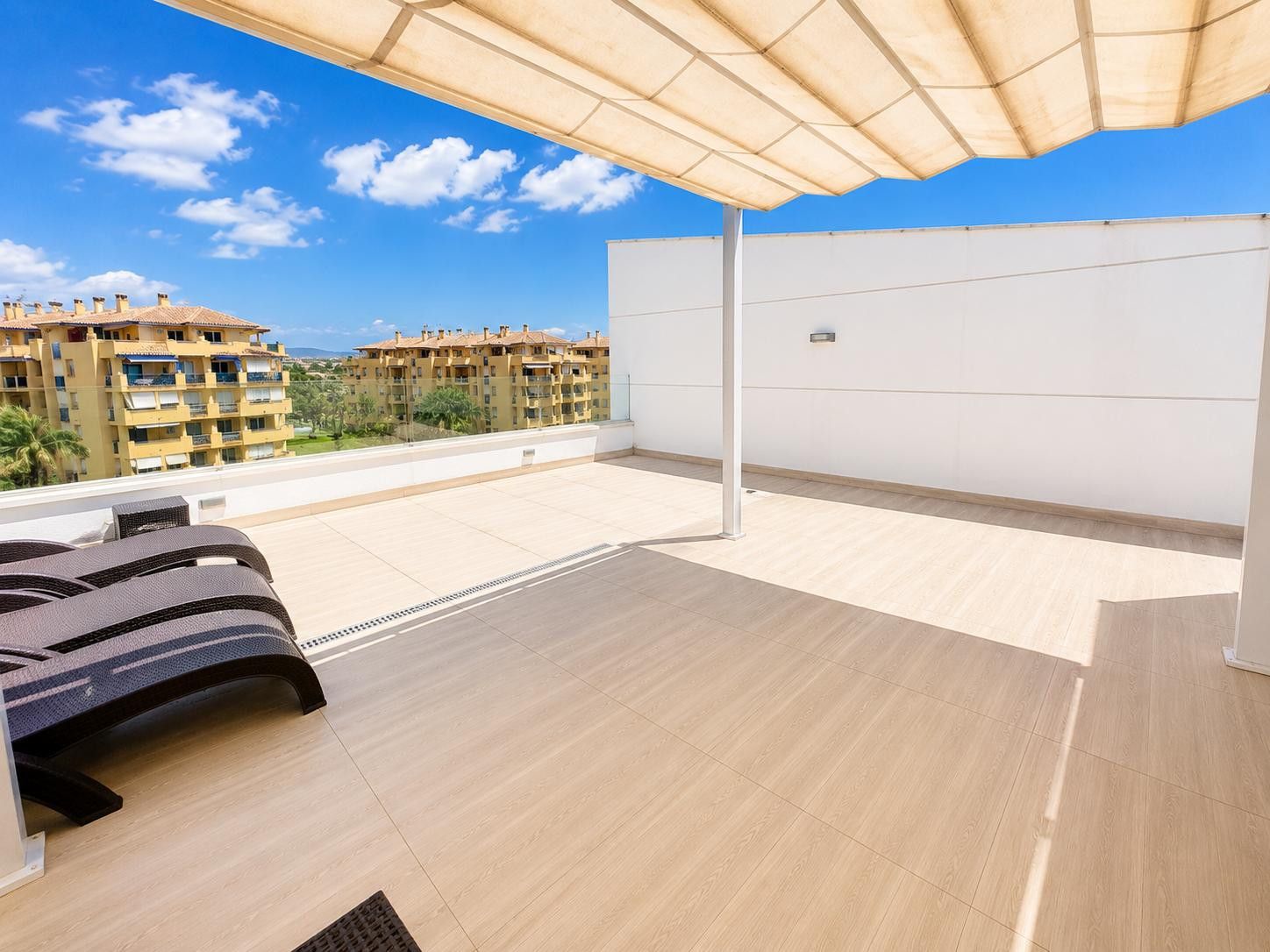 3-bedroom Penthouse Duplex in Cortijo Blanco