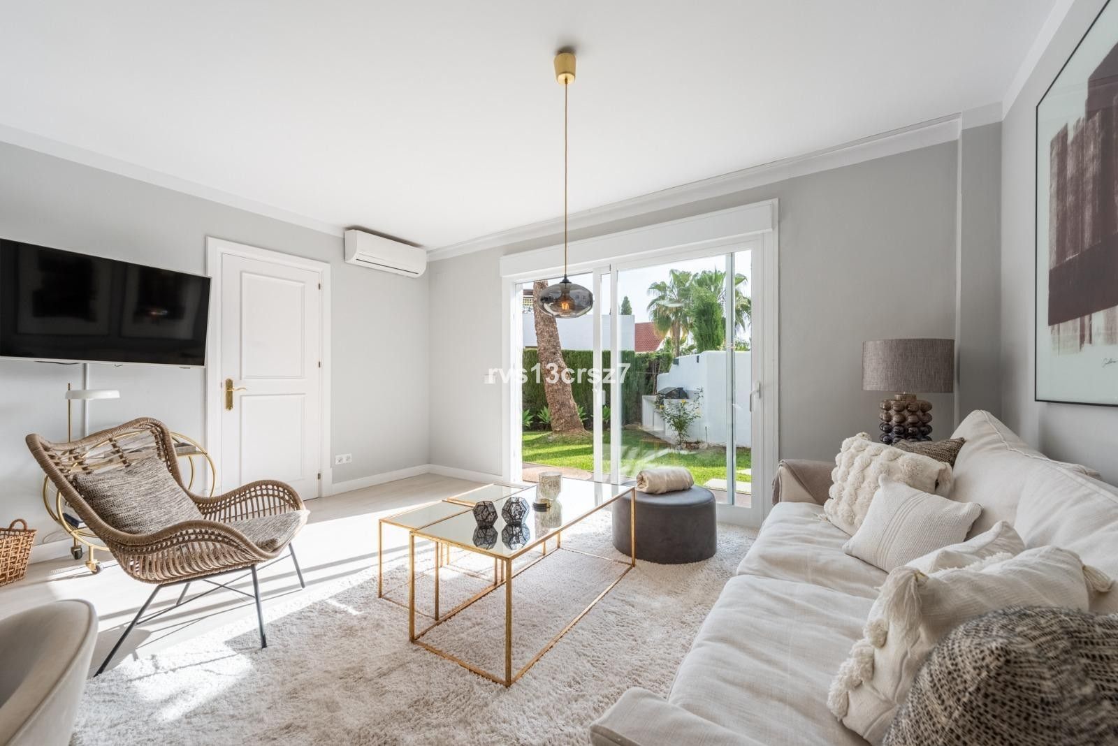 4-bedroom Ground Floor Apartment in Nueva Andalucia