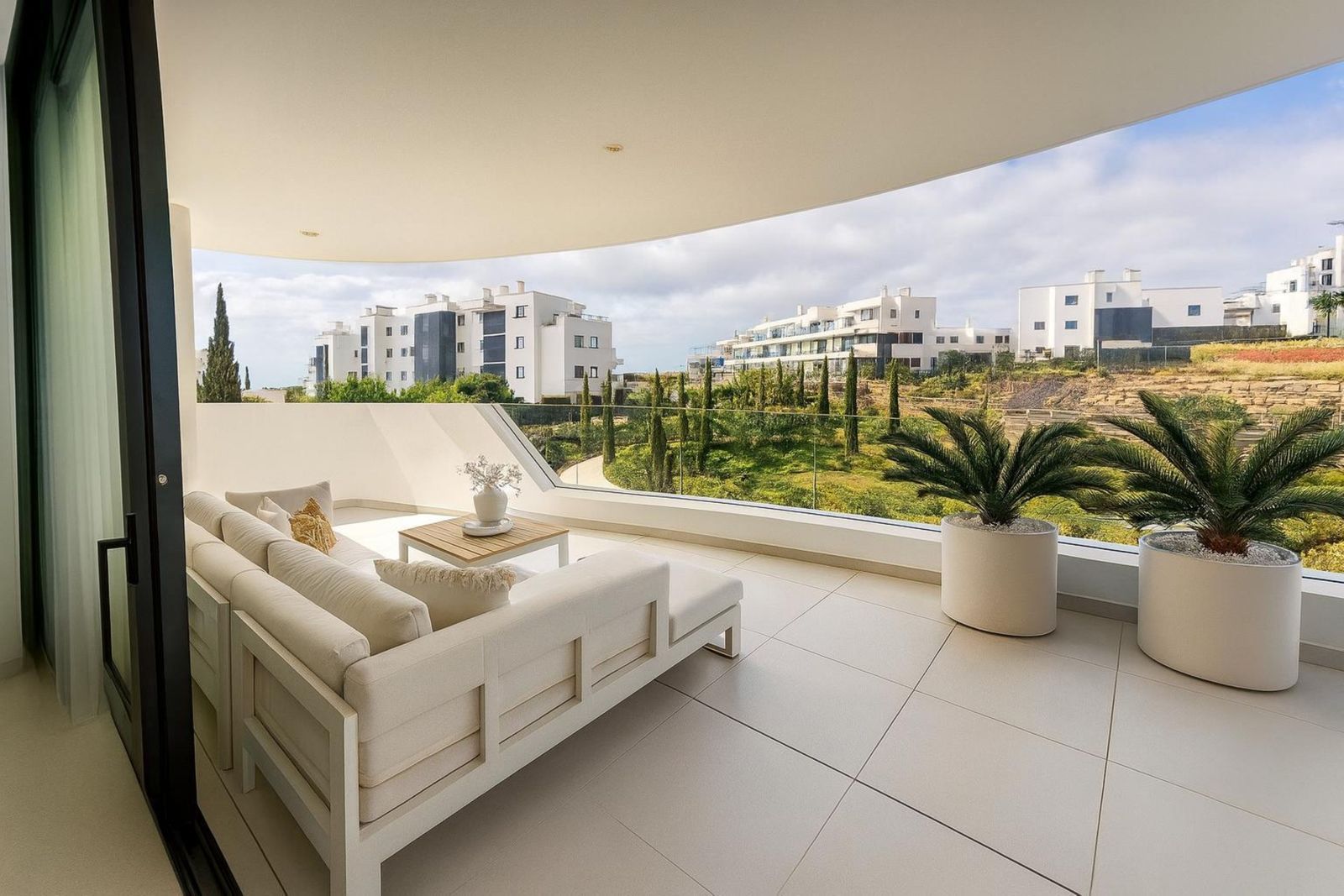 3-bedroom Apartment in Higueron