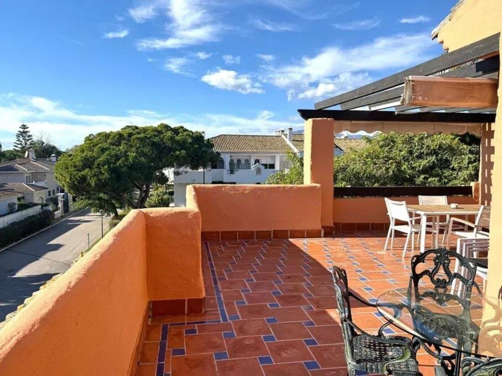 4-bedroom Penthouse Duplex in Hacienda del Sol