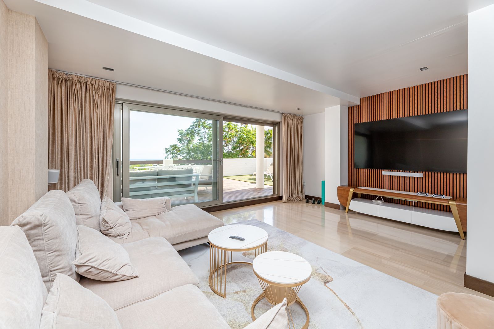 2-bedroom Apartment in Benahavís