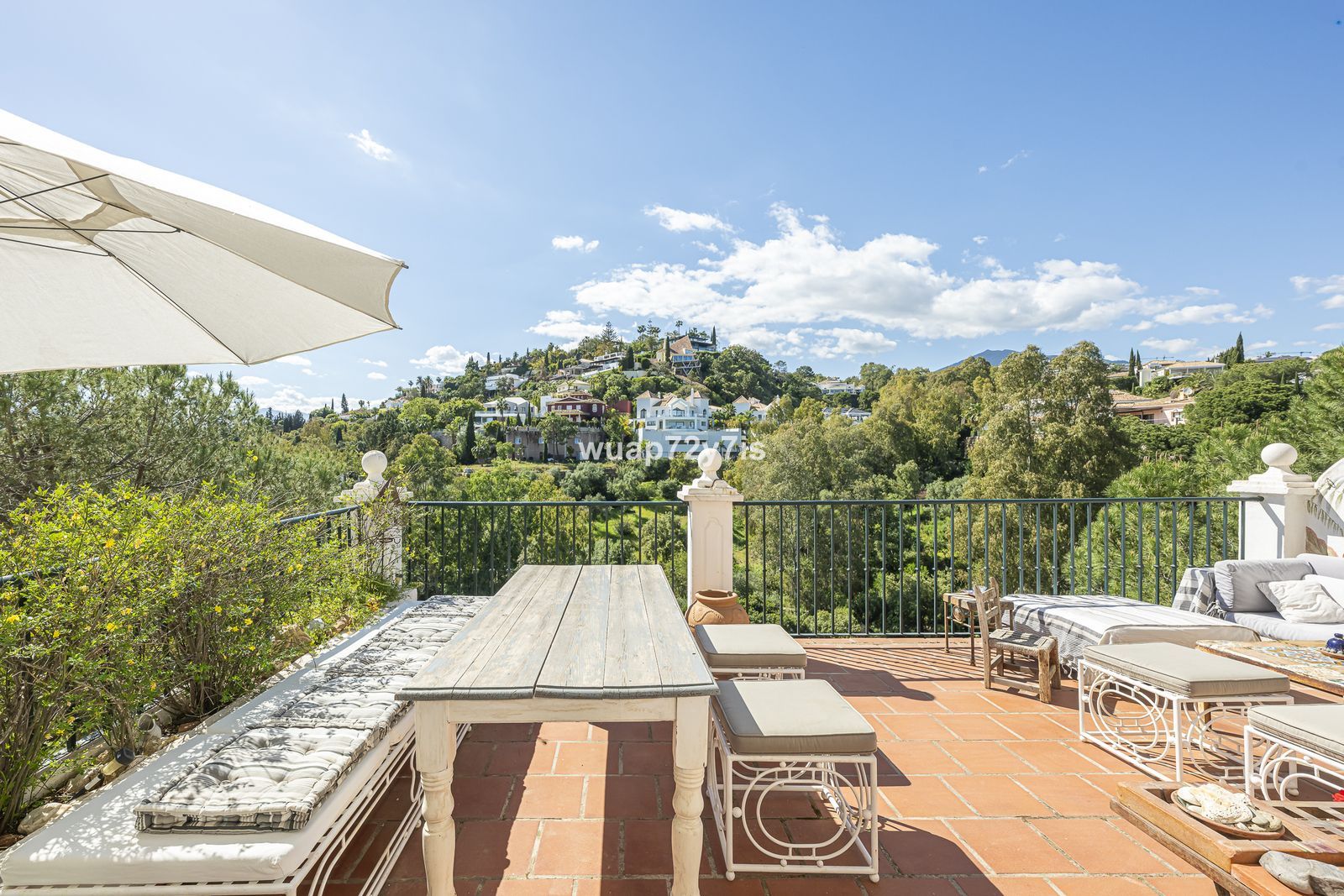 4-bedroom Semi-Detached House in La Quinta