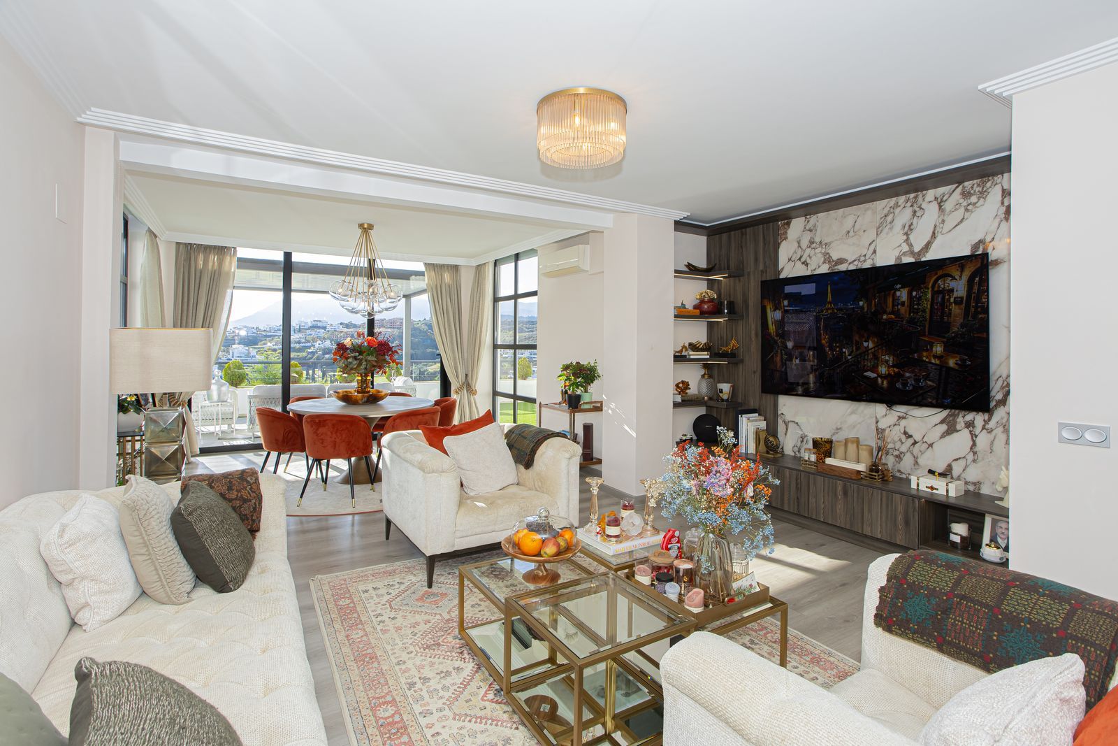 4-bedroom Ground Floor Apartment in Benahavís