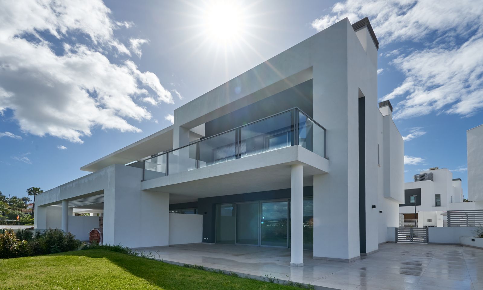 4-bedroom Semi-Detached House in San Pedro de Alcántara