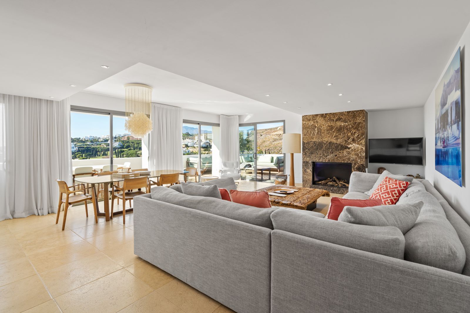 3-bedroom Penthouse Duplex in Los Flamingos