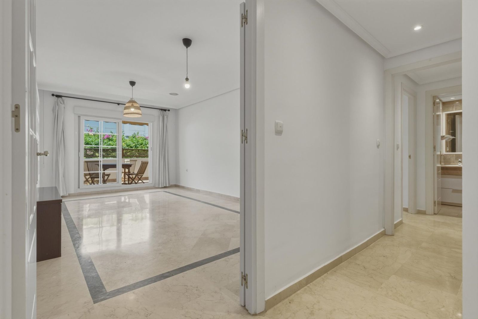 2-bedroom Apartment in The Golden Mile