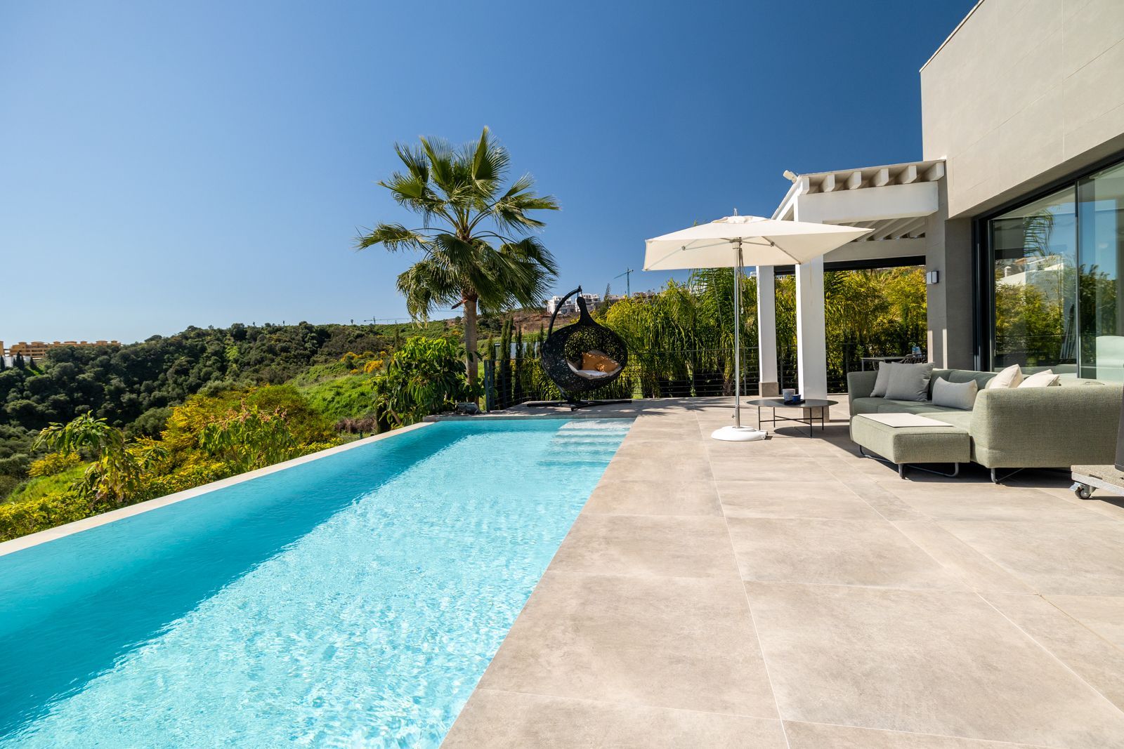4-bedroom Villa in Selwo