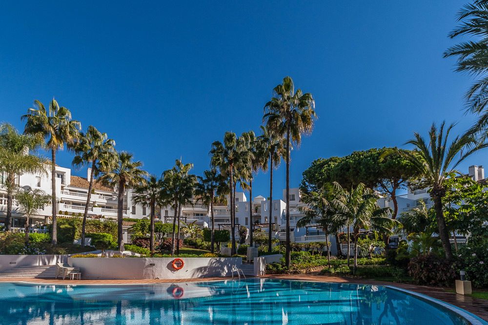 4-bedroom Penthouse in Elviria