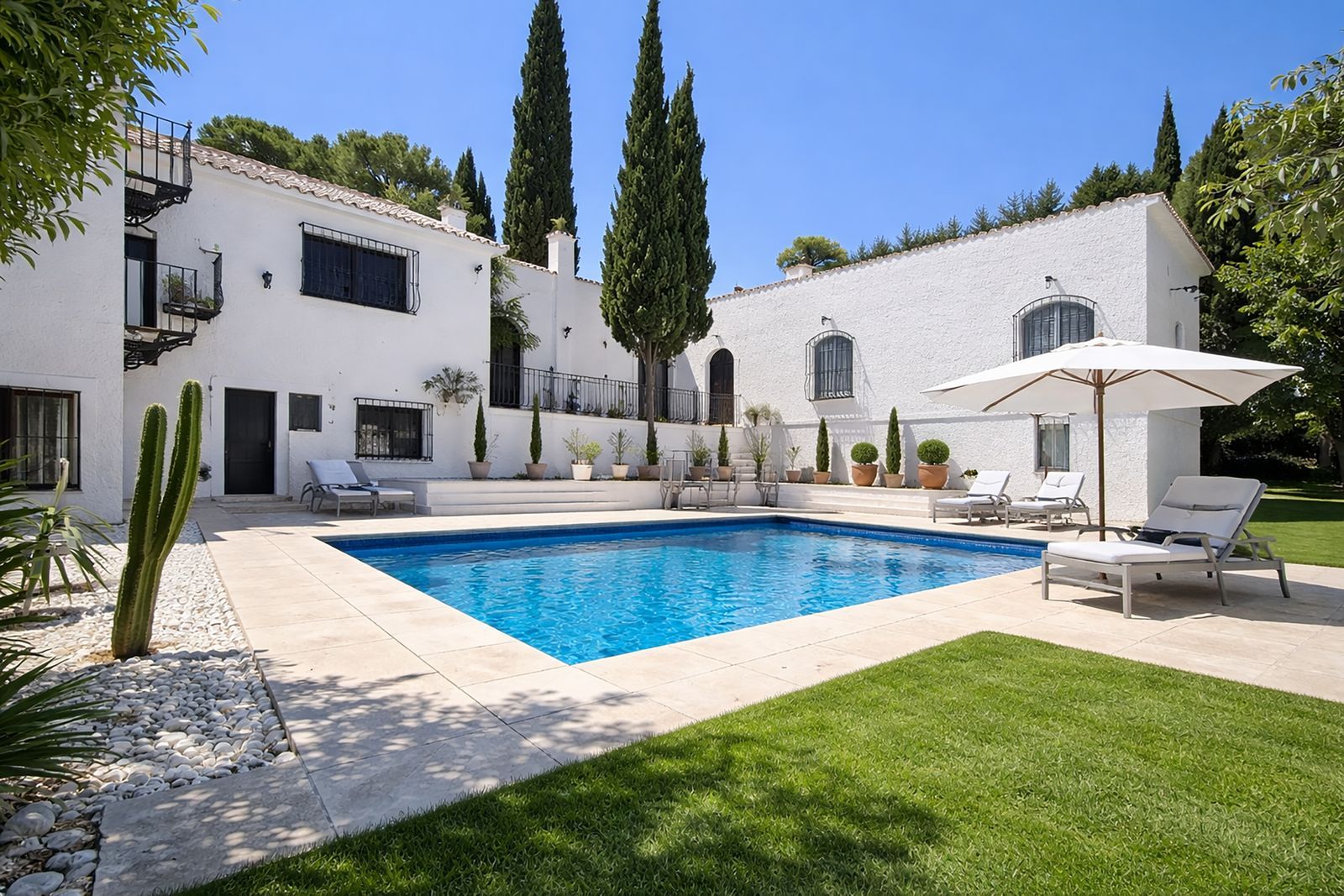 7-bedroom Villa in Calahonda