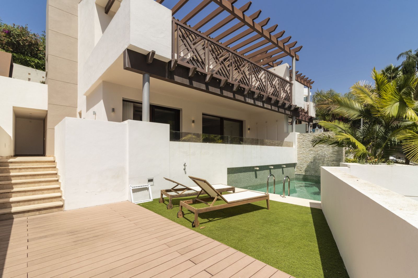 3-bedroom Semi-Detached House in Marbella