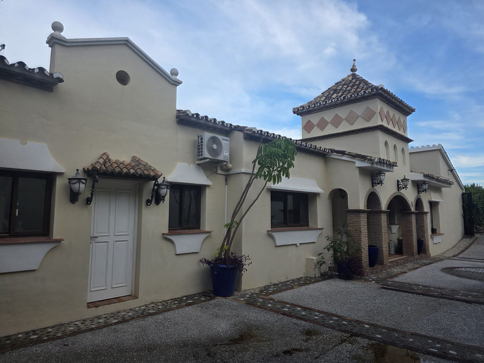 6-bedroom Villa in El Paraíso