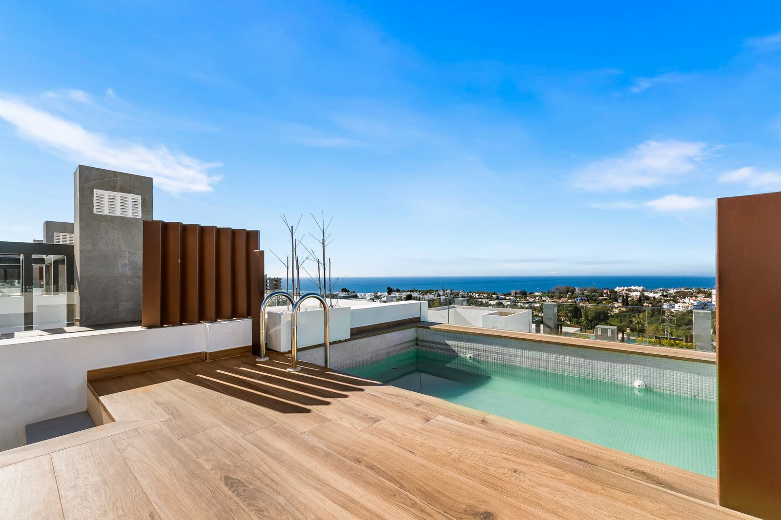 5-bedroom Semi-Detached House in Río Real