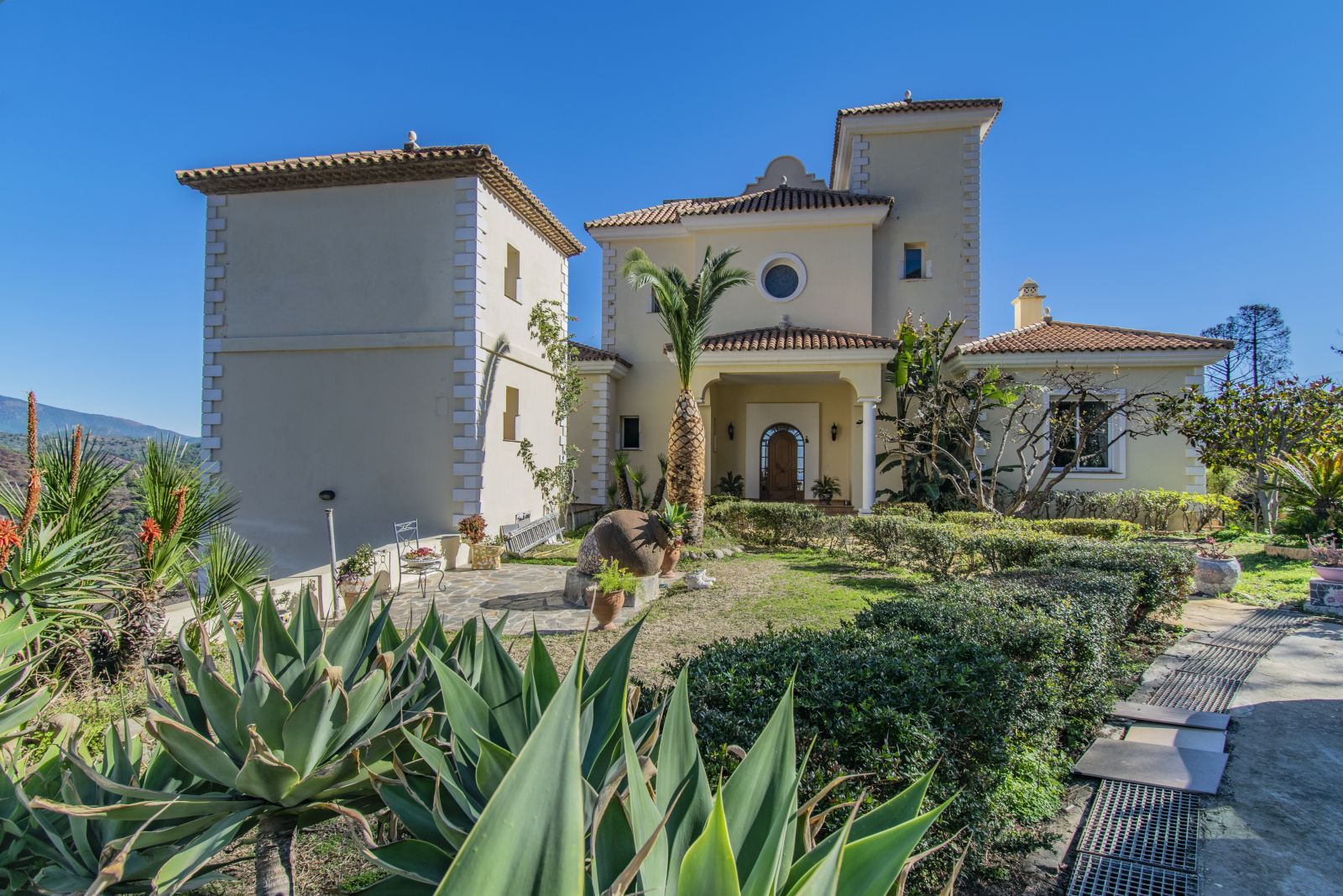 7-bedroom Villa in Estepona