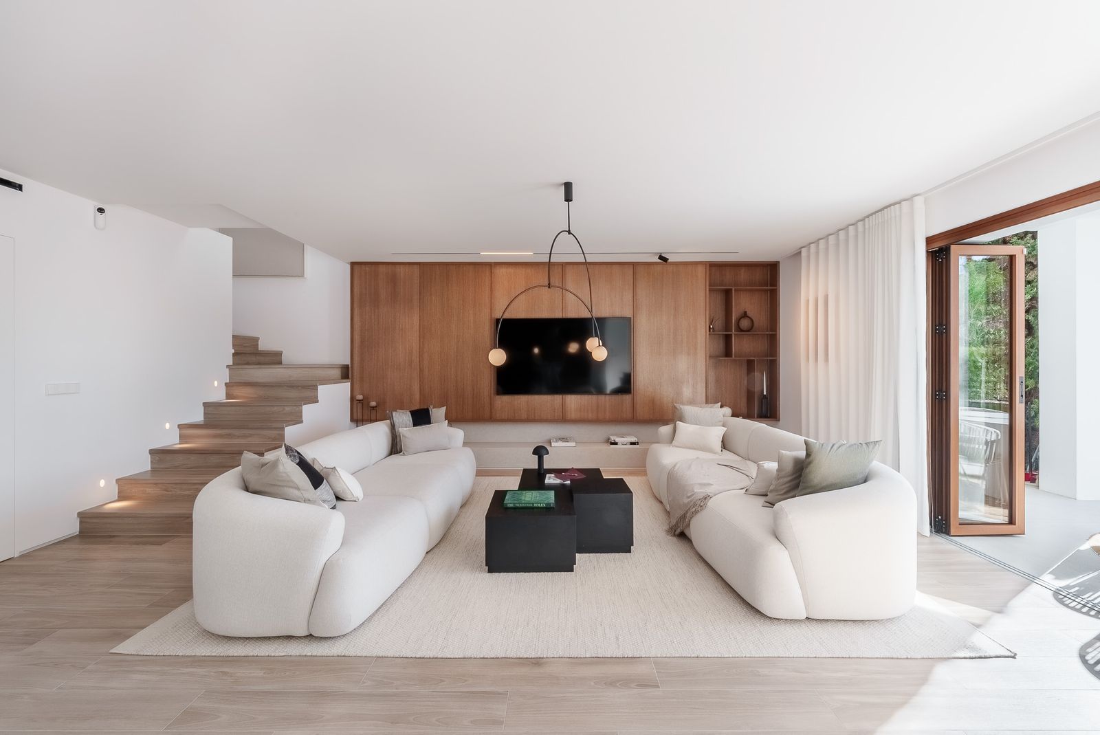 4-bedroom Ground Floor Apartment in Nueva Andalucia