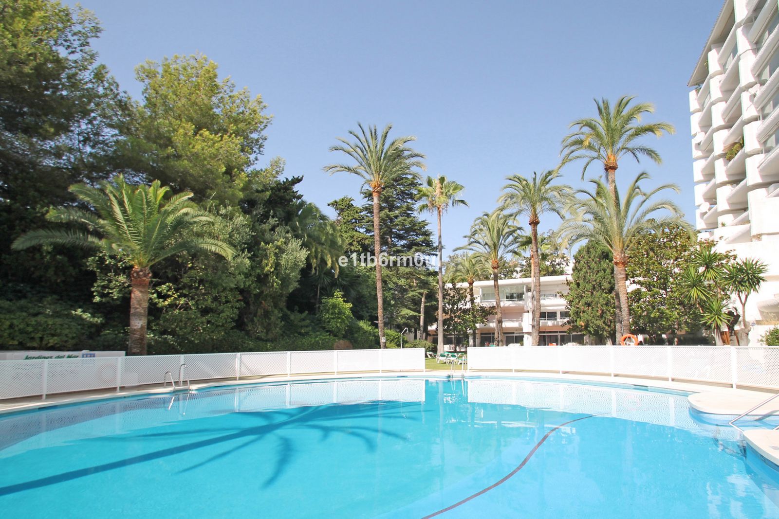 1-bedroom Apartment in The Golden Mile