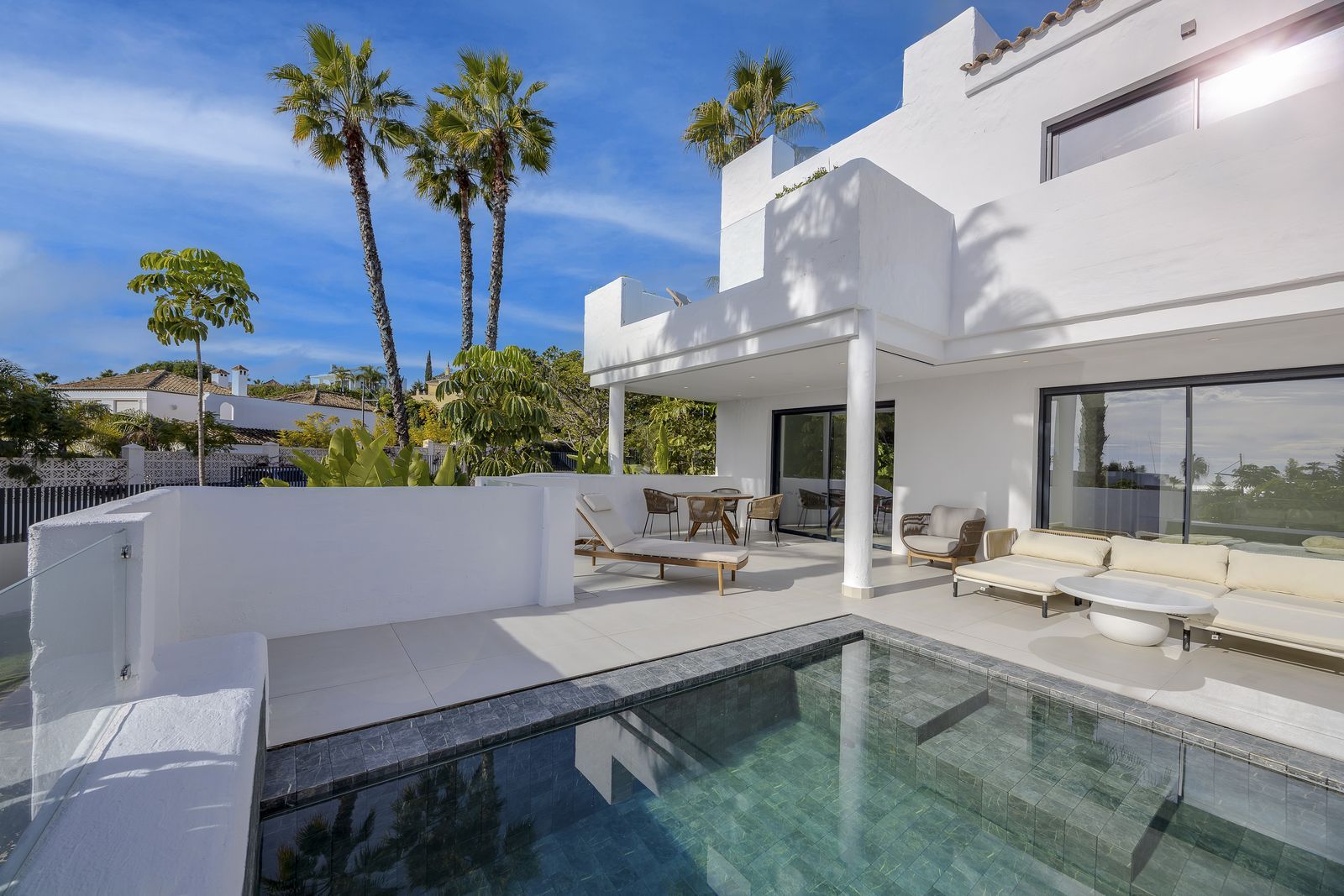 4-bedroom Duplex in El Paraíso