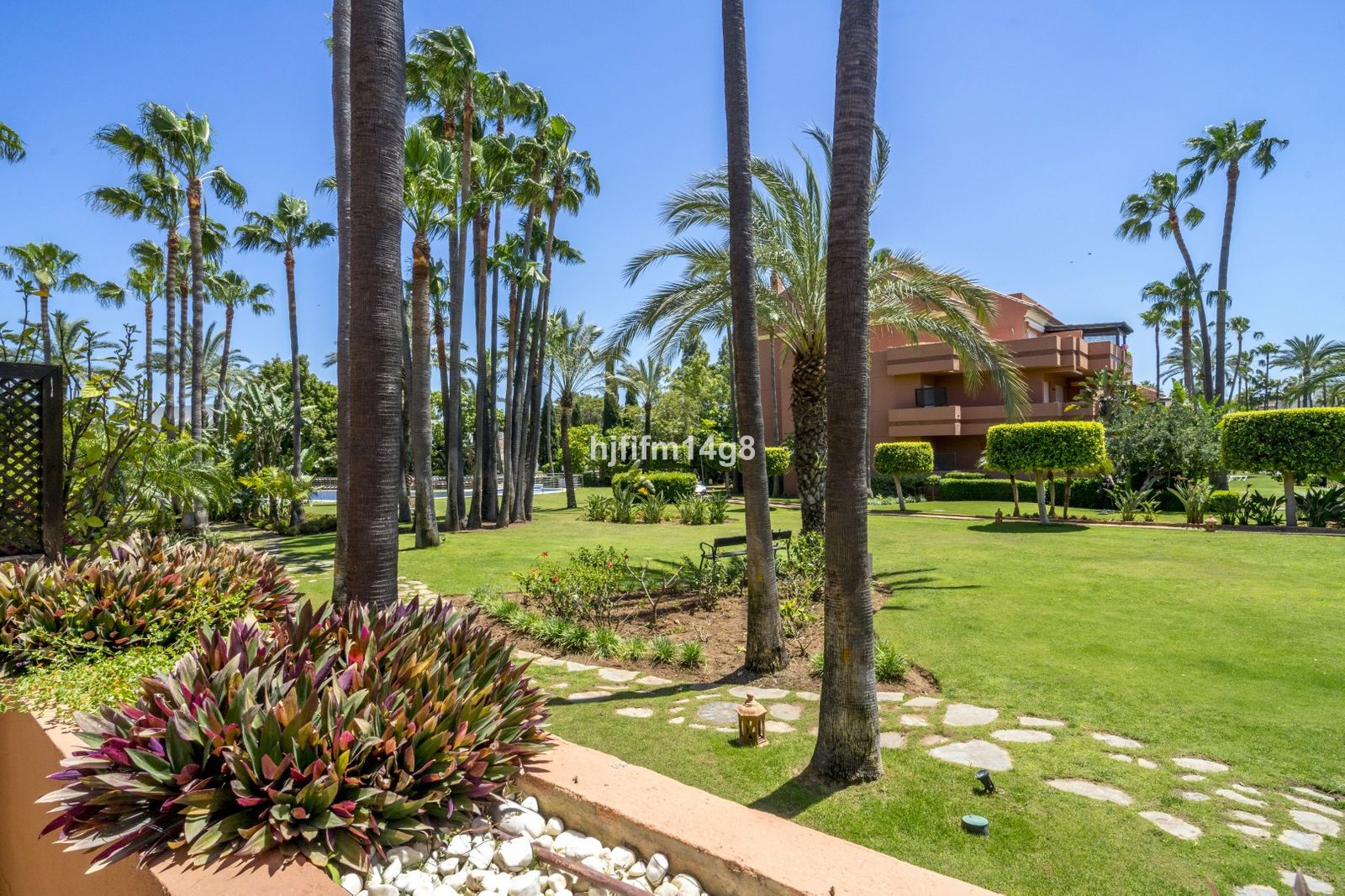 2-bedroom Ground Floor Apartment in Puerto Banús