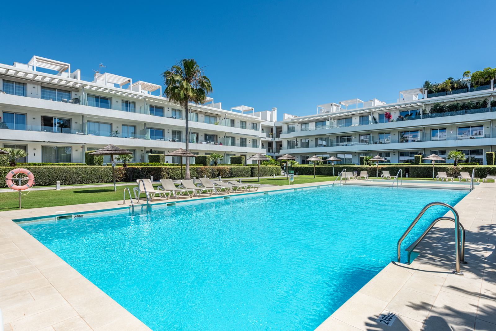 3-bedroom Ground Floor Apartment in Bel Air