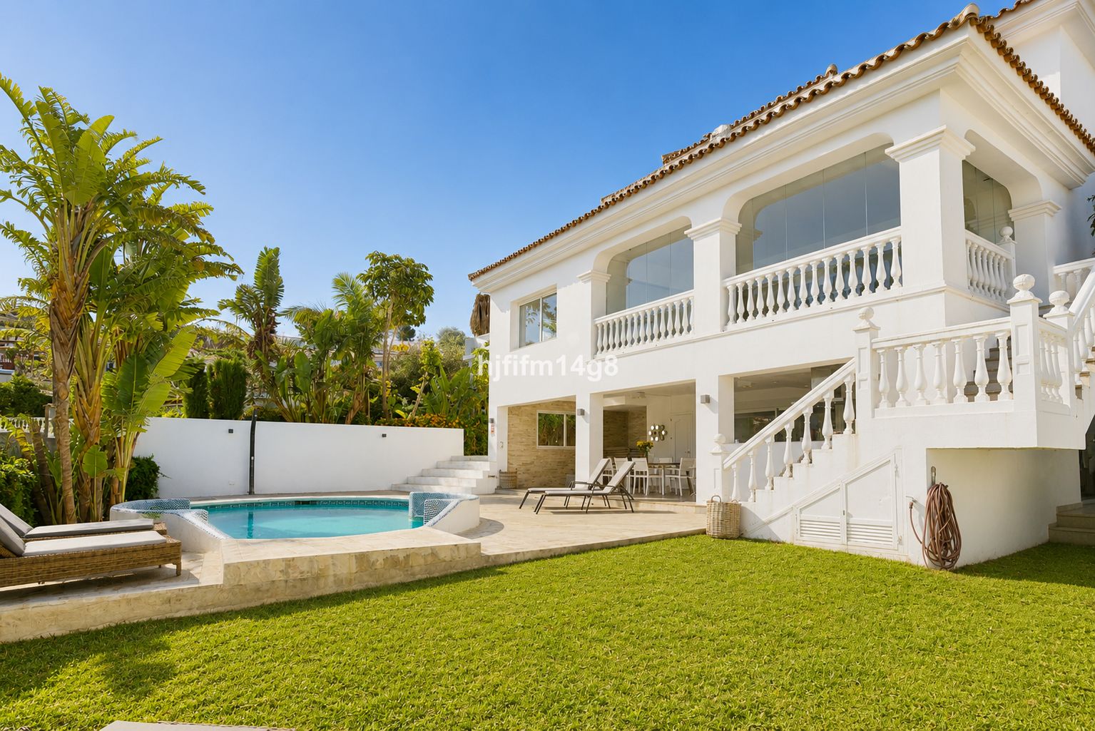 4-bedroom Villa in La Campana
