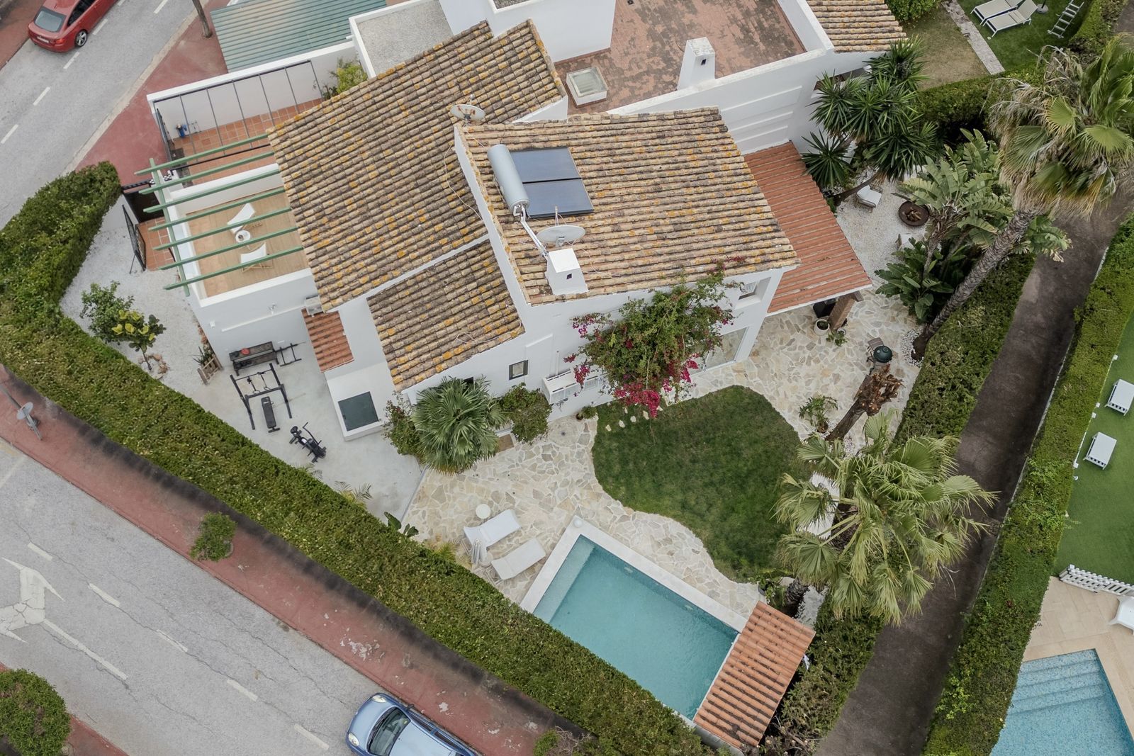 4-bedroom semi-detached villa in San Pedro de Alcántara, Marbella – image 9
