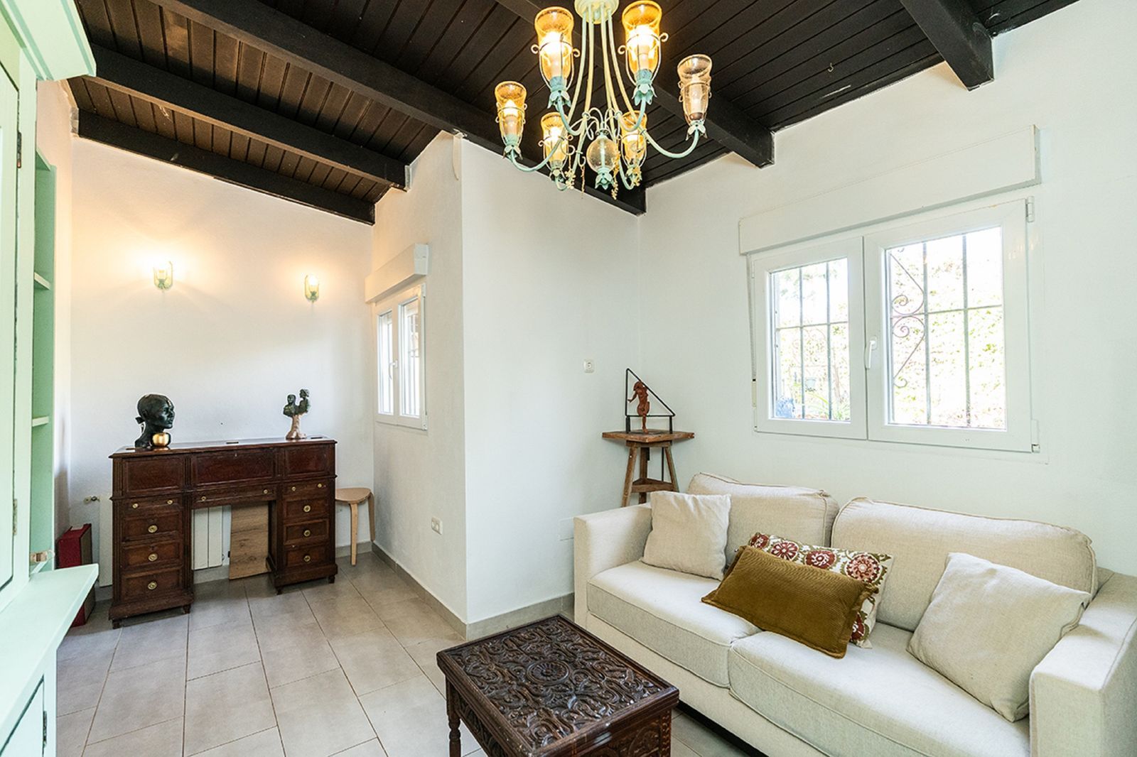6-bedroom villa in Río Real, Marbella – image 10
