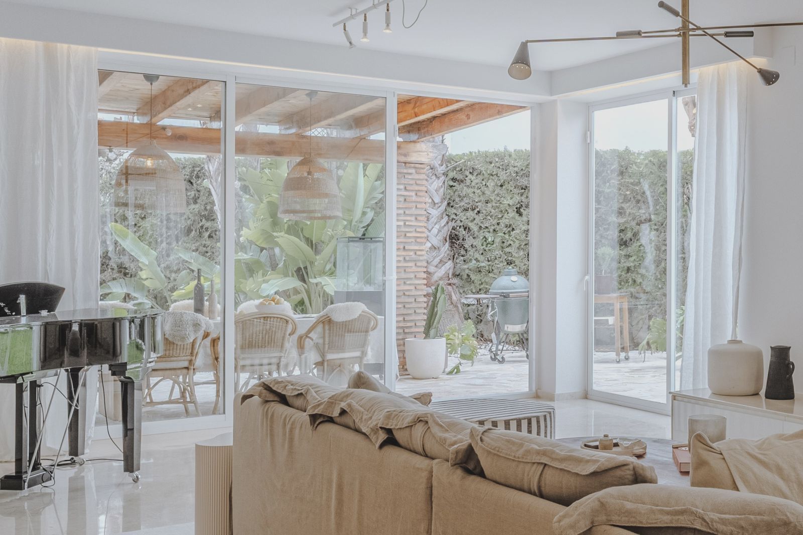 4-bedroom semi-detached villa in San Pedro de Alcántara, Marbella – image 11