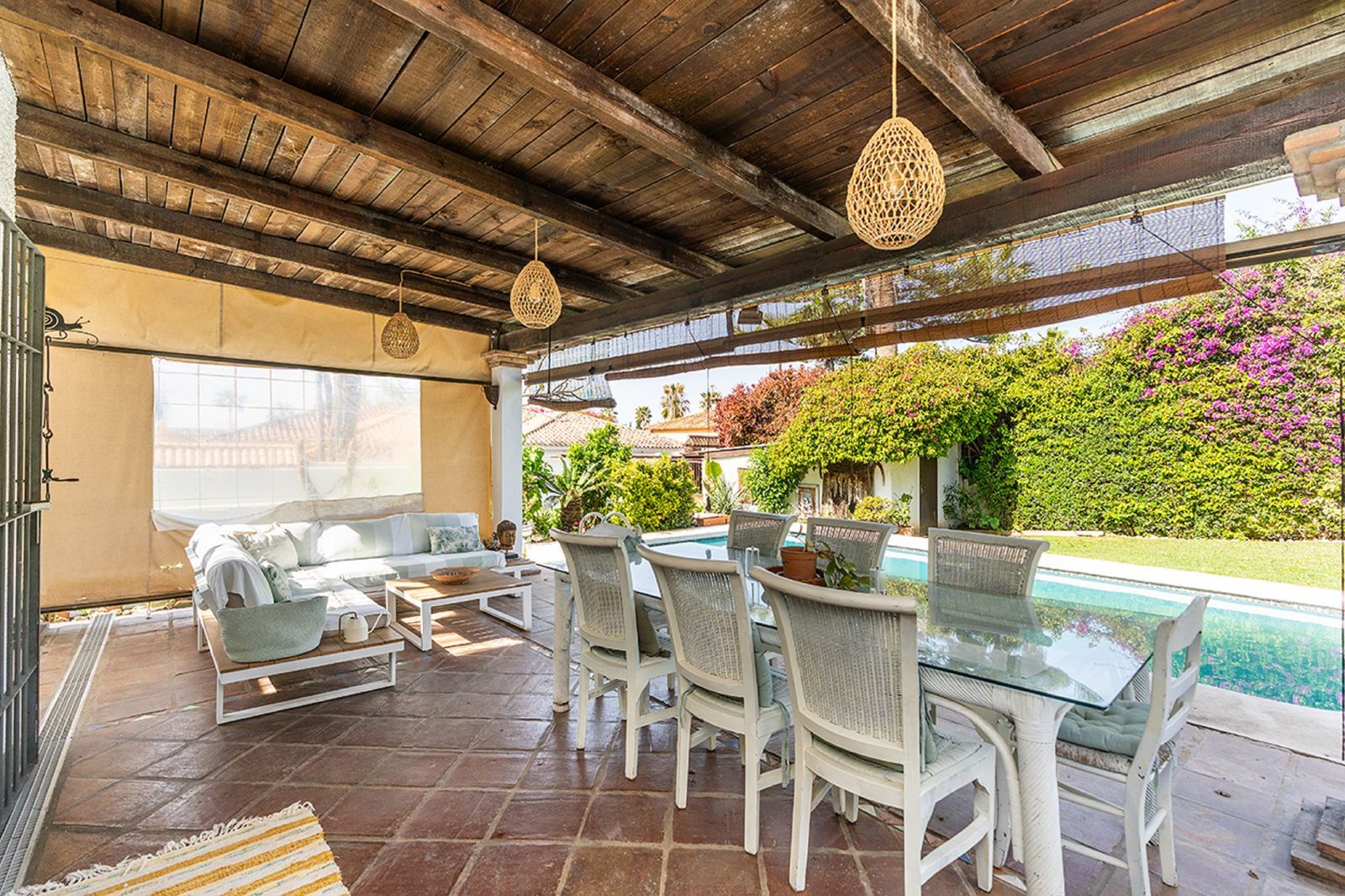 6-bedroom villa in Río Real, Marbella – image 25