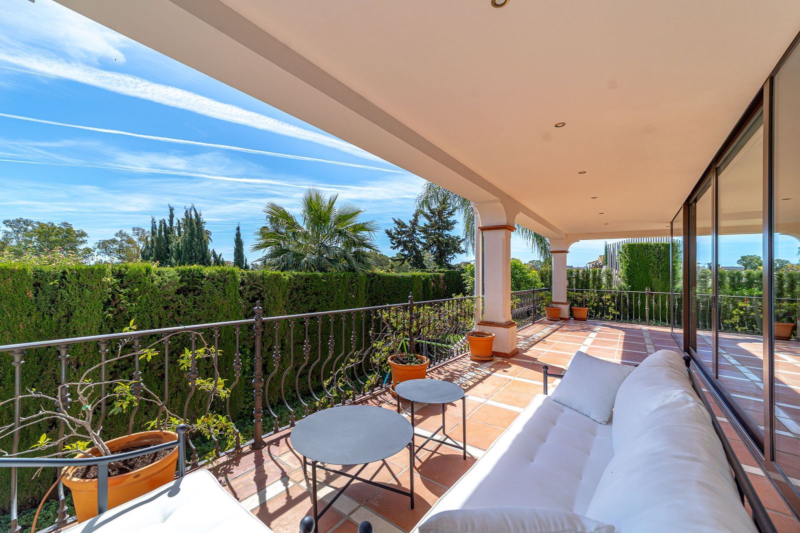 5-bedroom villa in Atalaya, Marbella – image 29