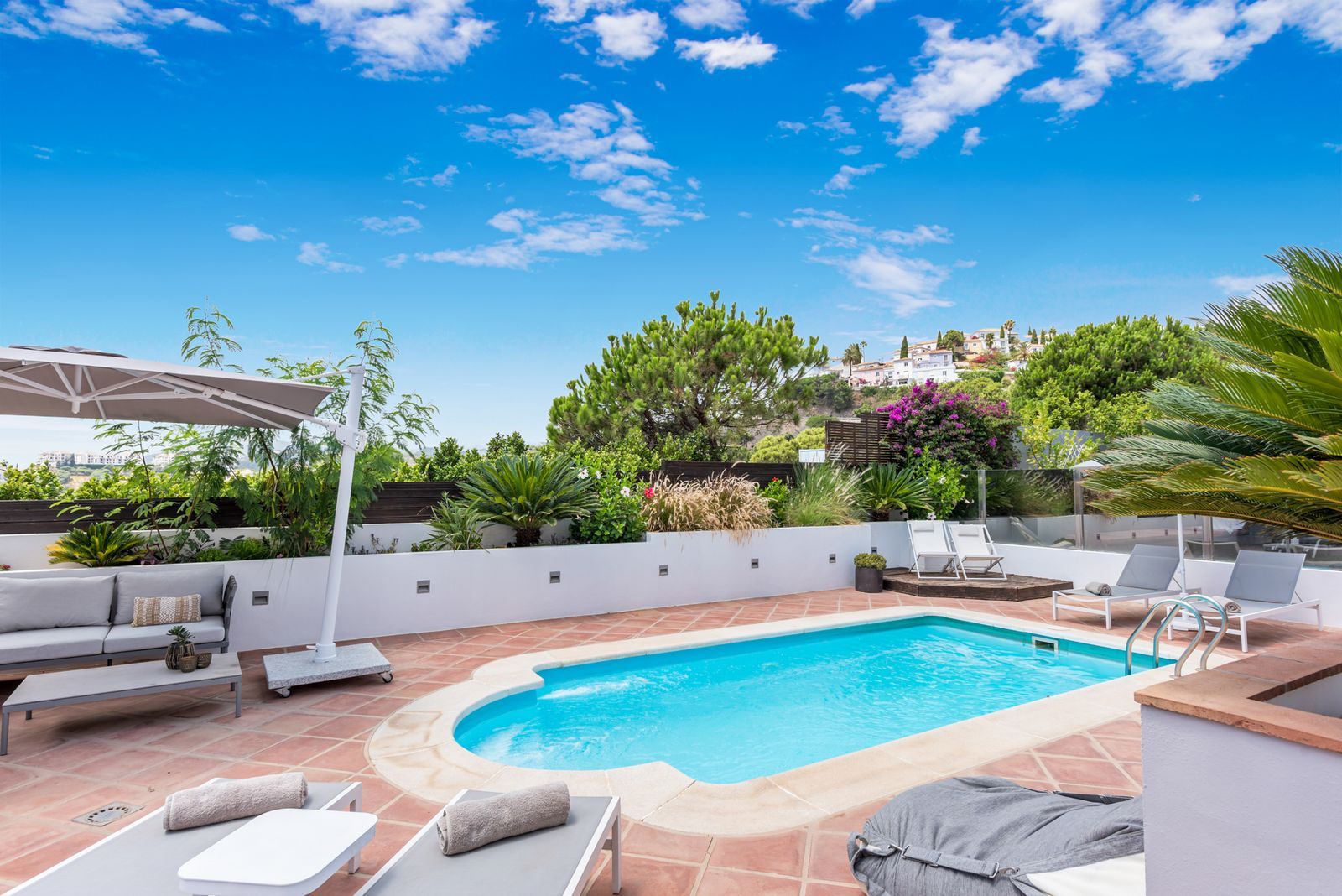 5-bedroom townhouse in La Heredia, Marbella – image 30