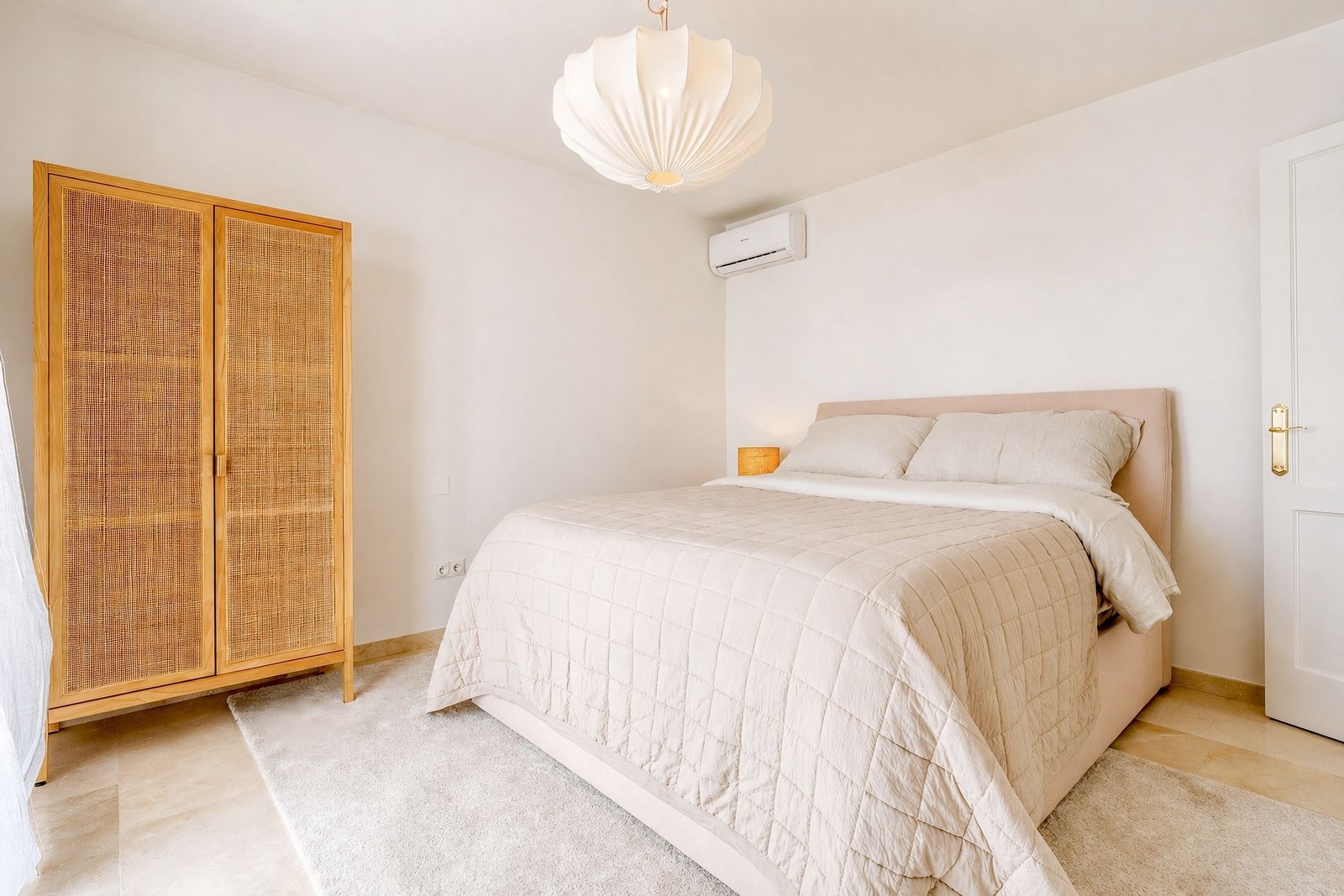 4-bedroom semi-detached villa in San Pedro de Alcántara, Marbella – image 33