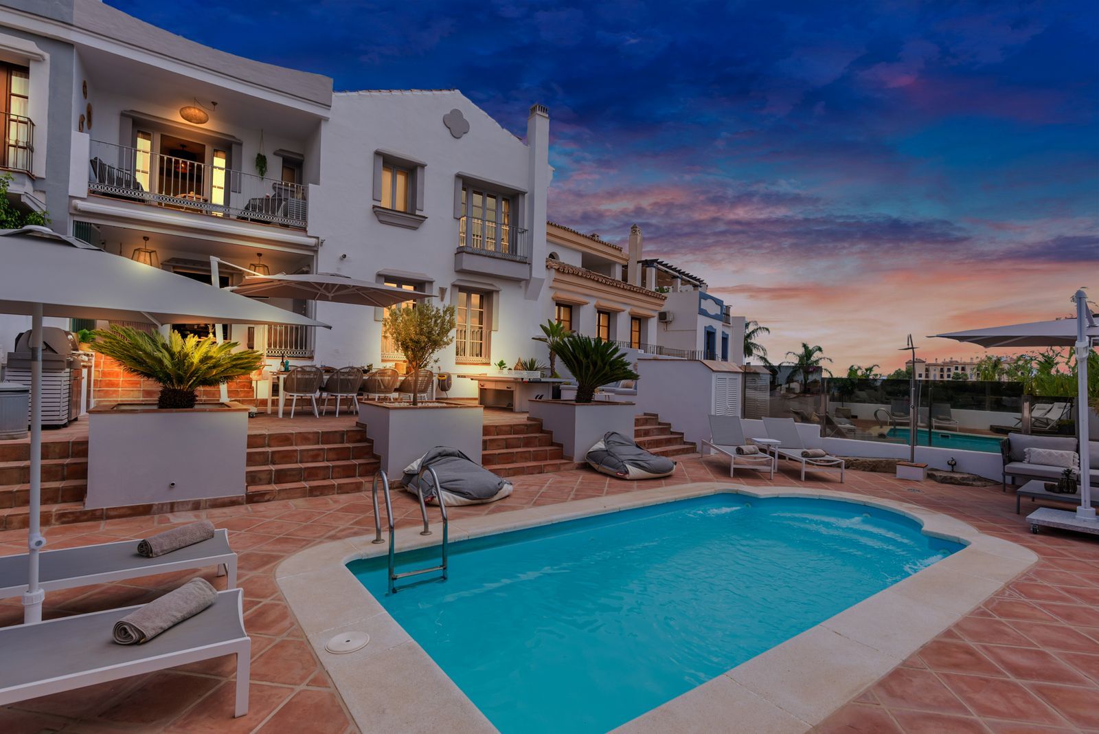 5-bedroom townhouse in La Heredia, Marbella – image 38