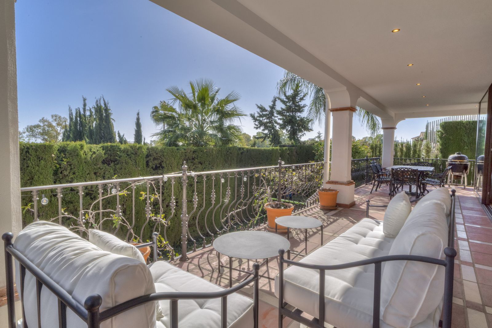 5-bedroom villa in Atalaya, Marbella – image 5