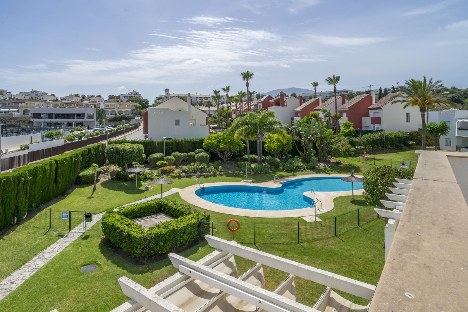 3-bedroom Penthouse Duplex in Selwo