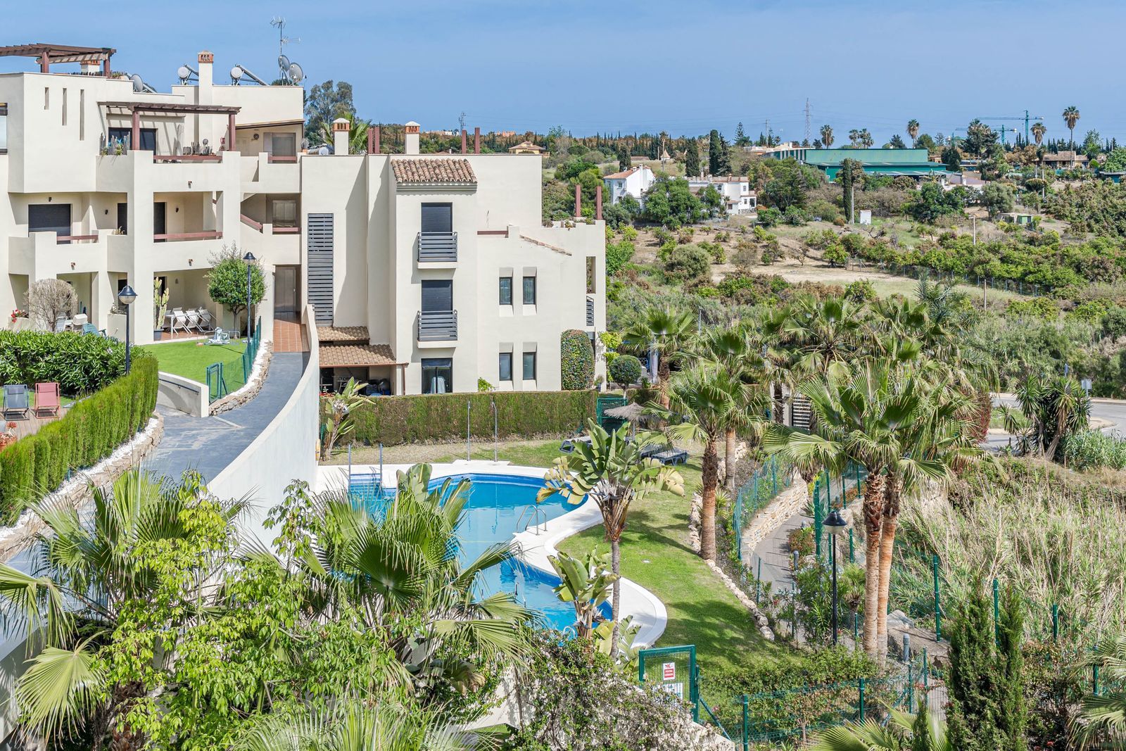 2-bedroom Penthouse in Selwo