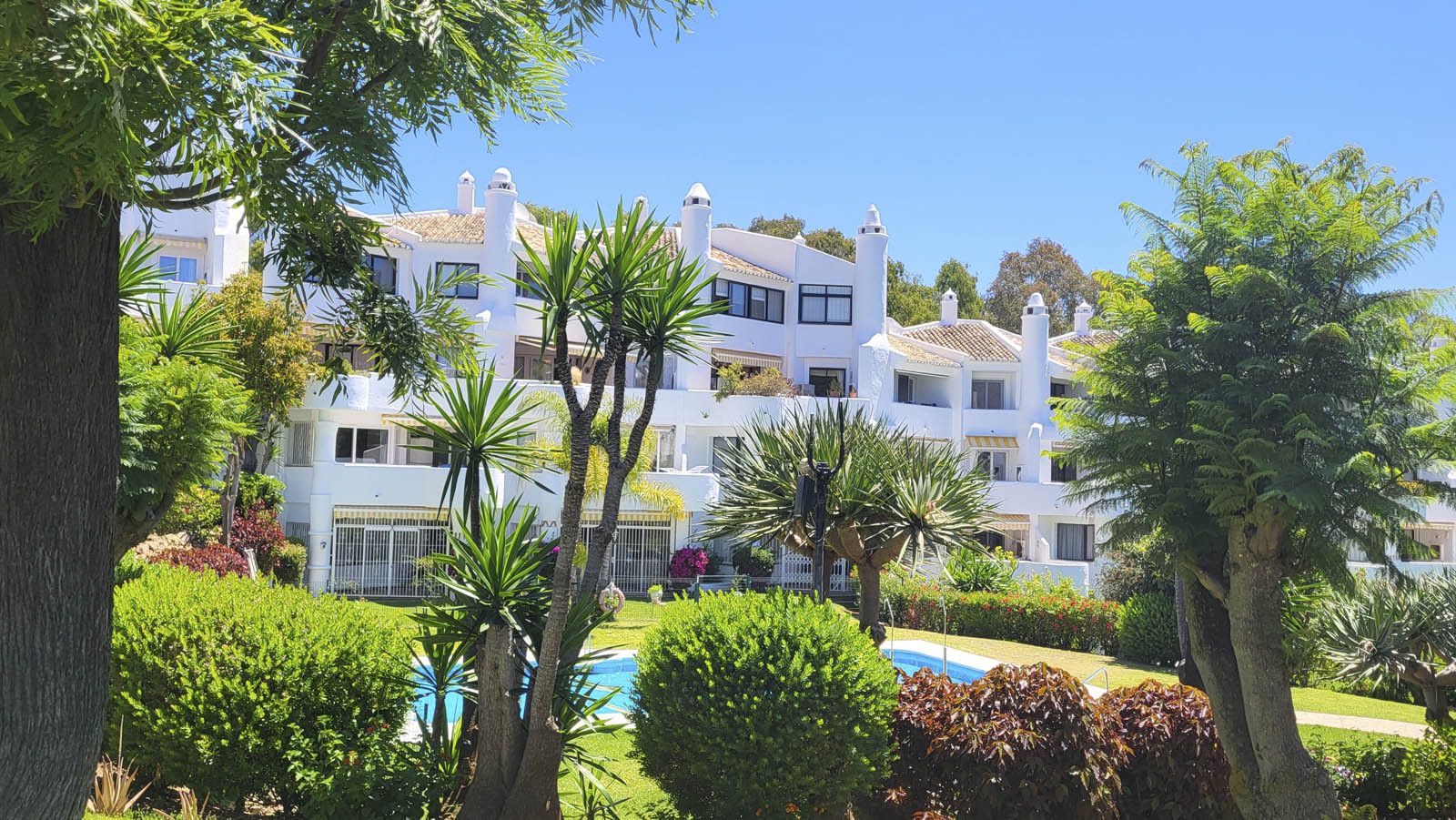 2-bedroom Apartment in Calahonda