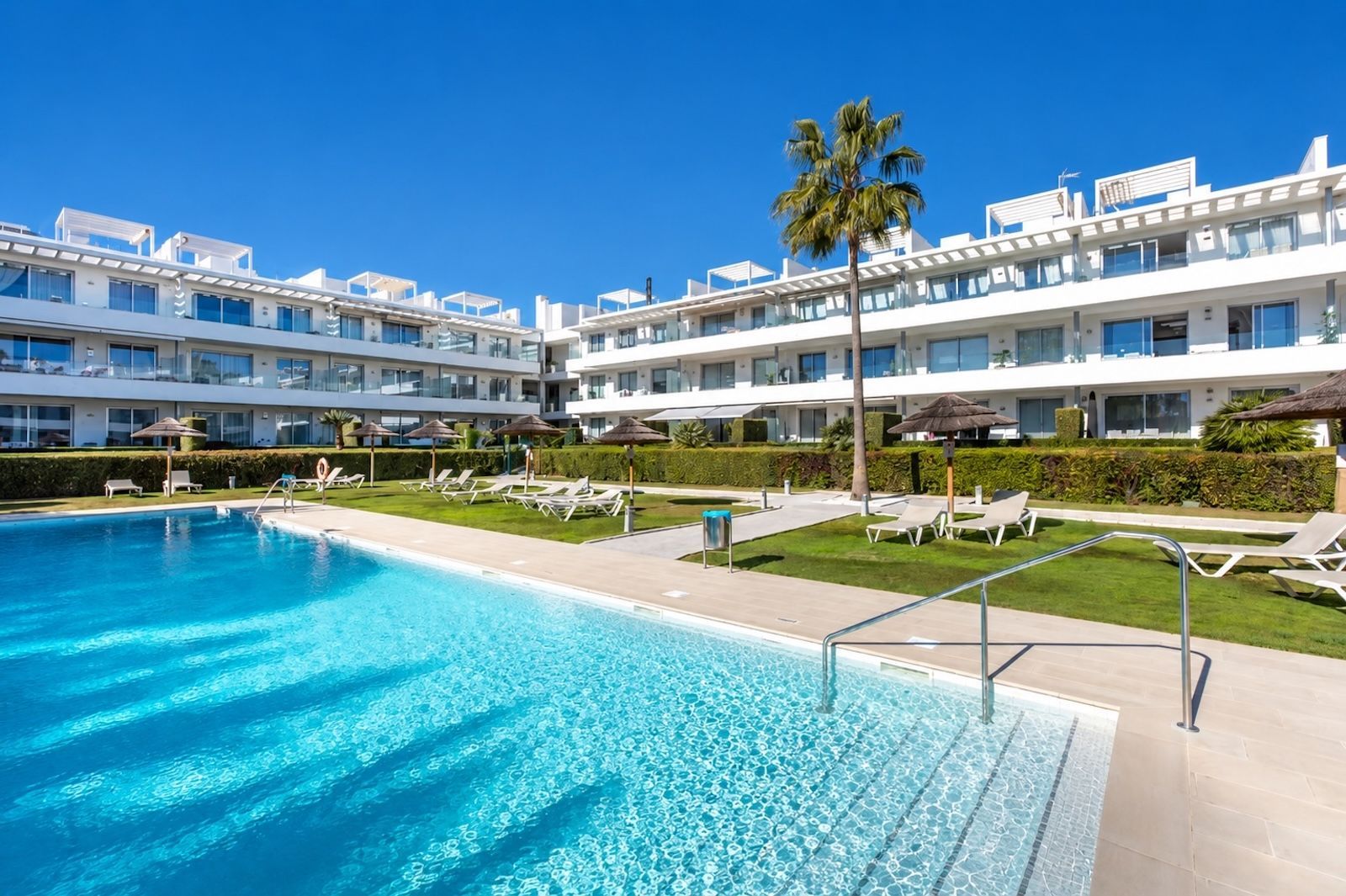 3-bedroom Ground Floor Apartment in Bel Air