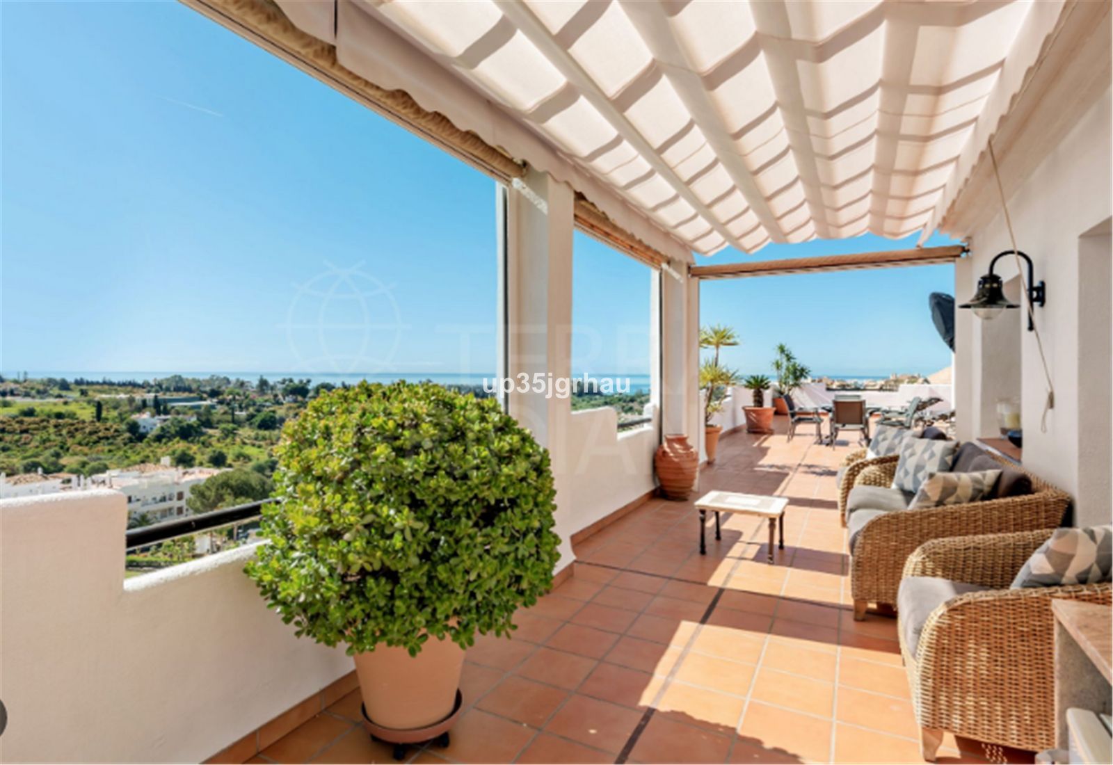 2-bedroom Apartment in Selwo