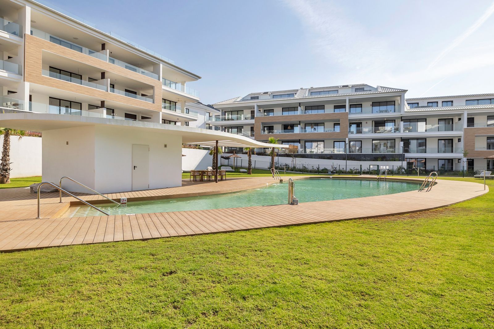 3-bedroom Ground Floor Apartment in Higueron